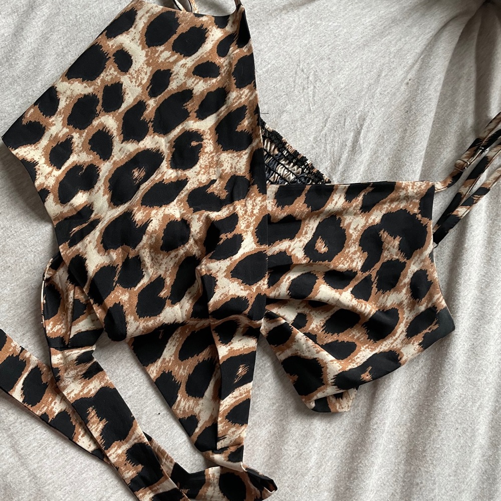 Cheetah tie top